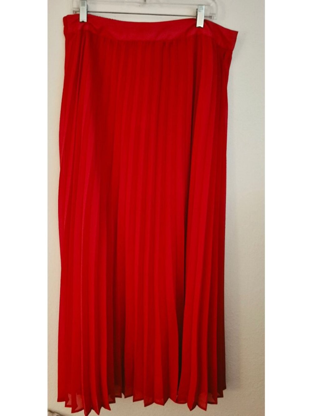 Ebossy Red Pleated Polyester Maxi Skirt 2XL NWT